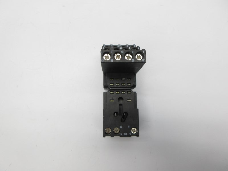 RELAY BASE 18FF-4Z-C5 250VAC 5A NSNP