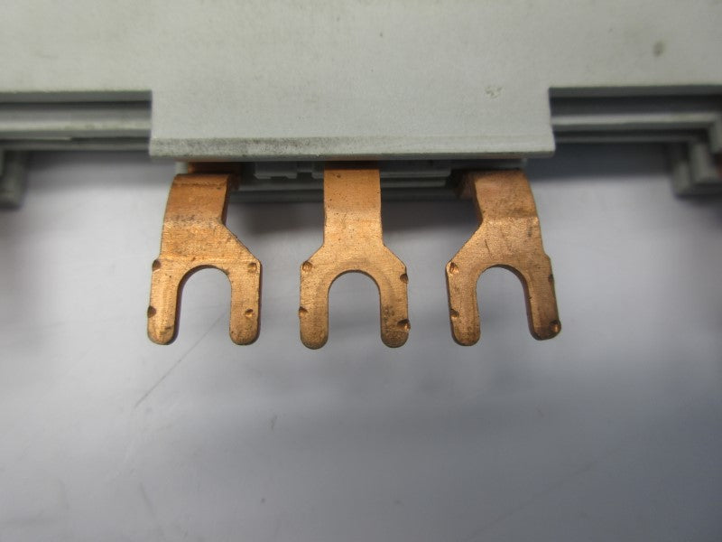 ALLEN BRADLEY 140-L11 SER. C 600VAC 65A UNMP