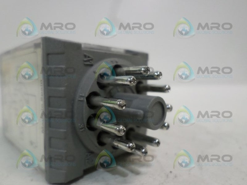 RS COMPONENTS 346-003 RELAY 240VAC  NSNP