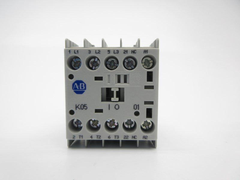 ALLEN BRADLEY 100-K05DJ01 SER. A 24VDC (WH) NSMP