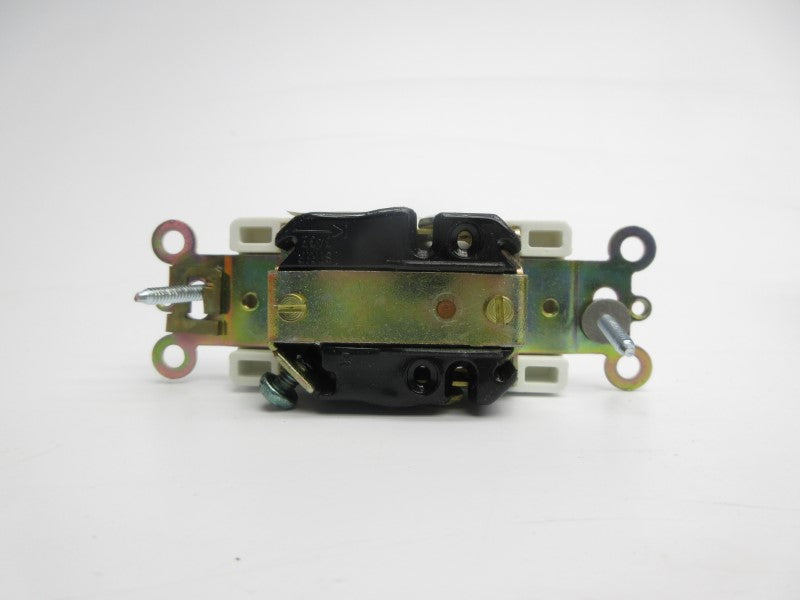PASS & SEYMOUR 26361-W 125V 20A NSMP