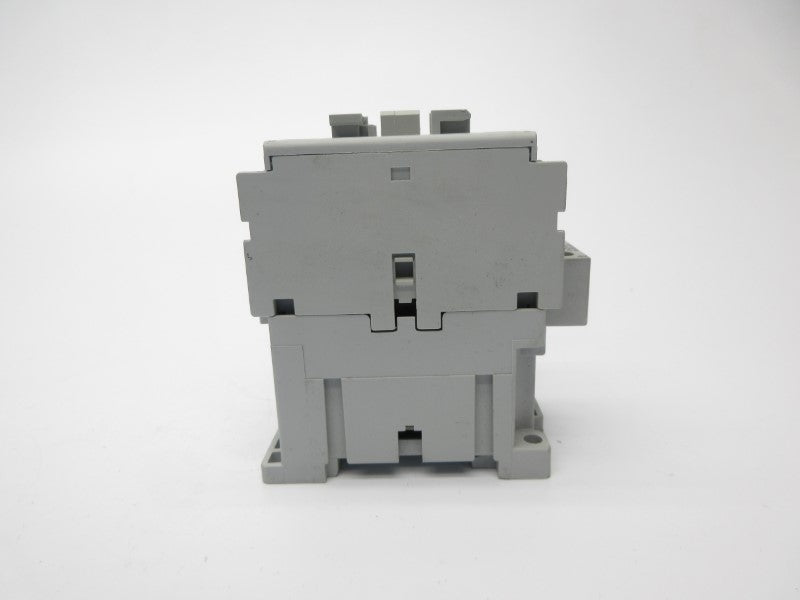 ALLEN BRADLEY 100-C09D10 SER. A 110/120V (AS PICTURED) NSNP