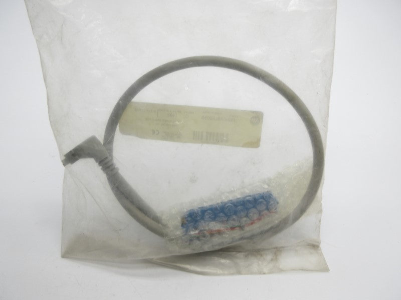 ALLEN BRADLEY 1492-CABLE005B SER. C NSMP