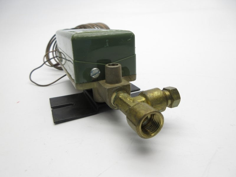 JOHNSON CONTROLS T-5210-1118 0-100'F/-17.8-37.8'C UNMP