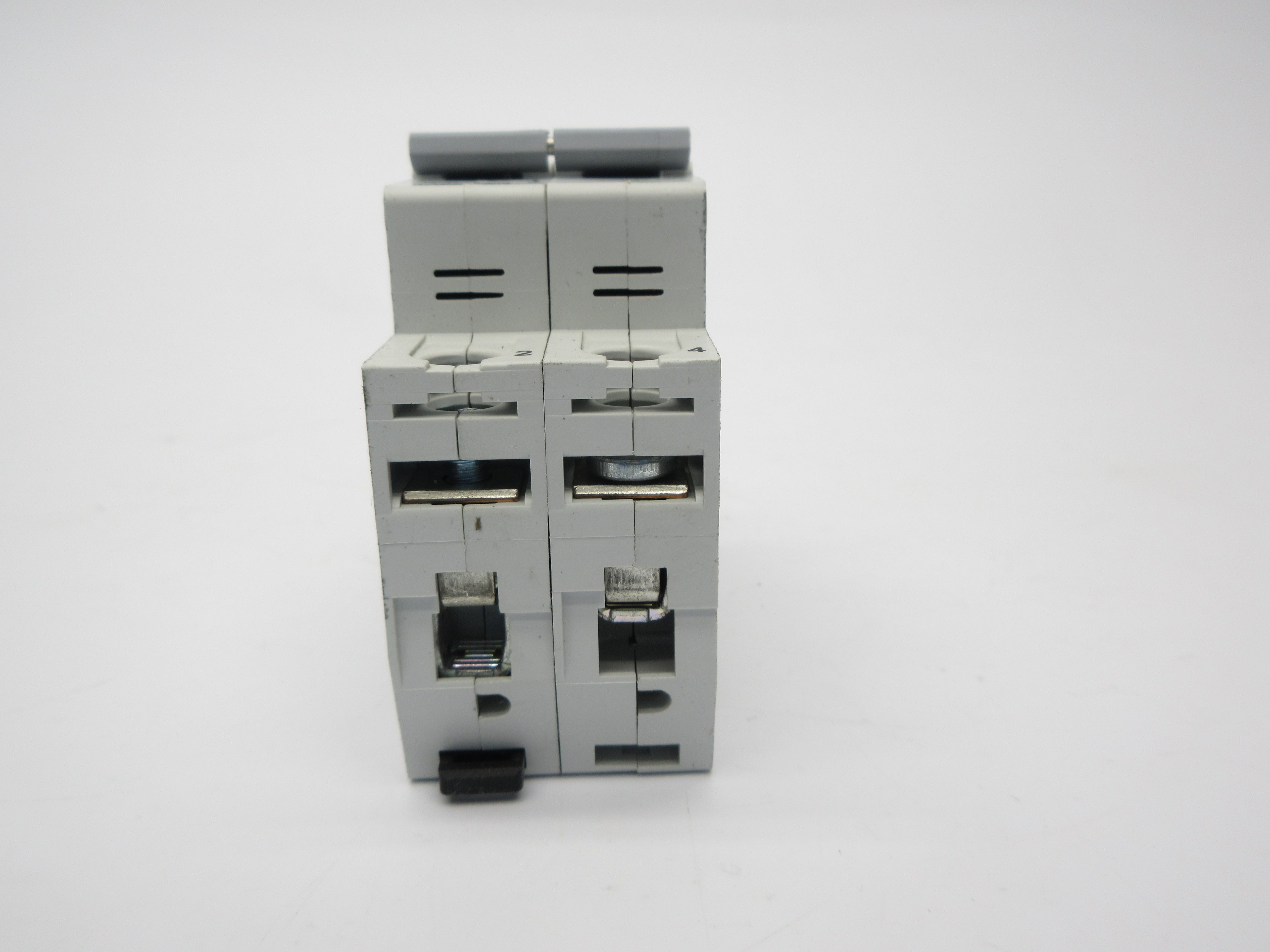 ALLEN BRADLEY 1492-SP2B300 SER. C 415VAC 30A NSNP