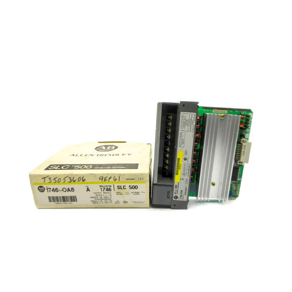 ALLEN BRADLEY 1746-OA8 SER. A 85-265VAC (WH/YL) NSMP