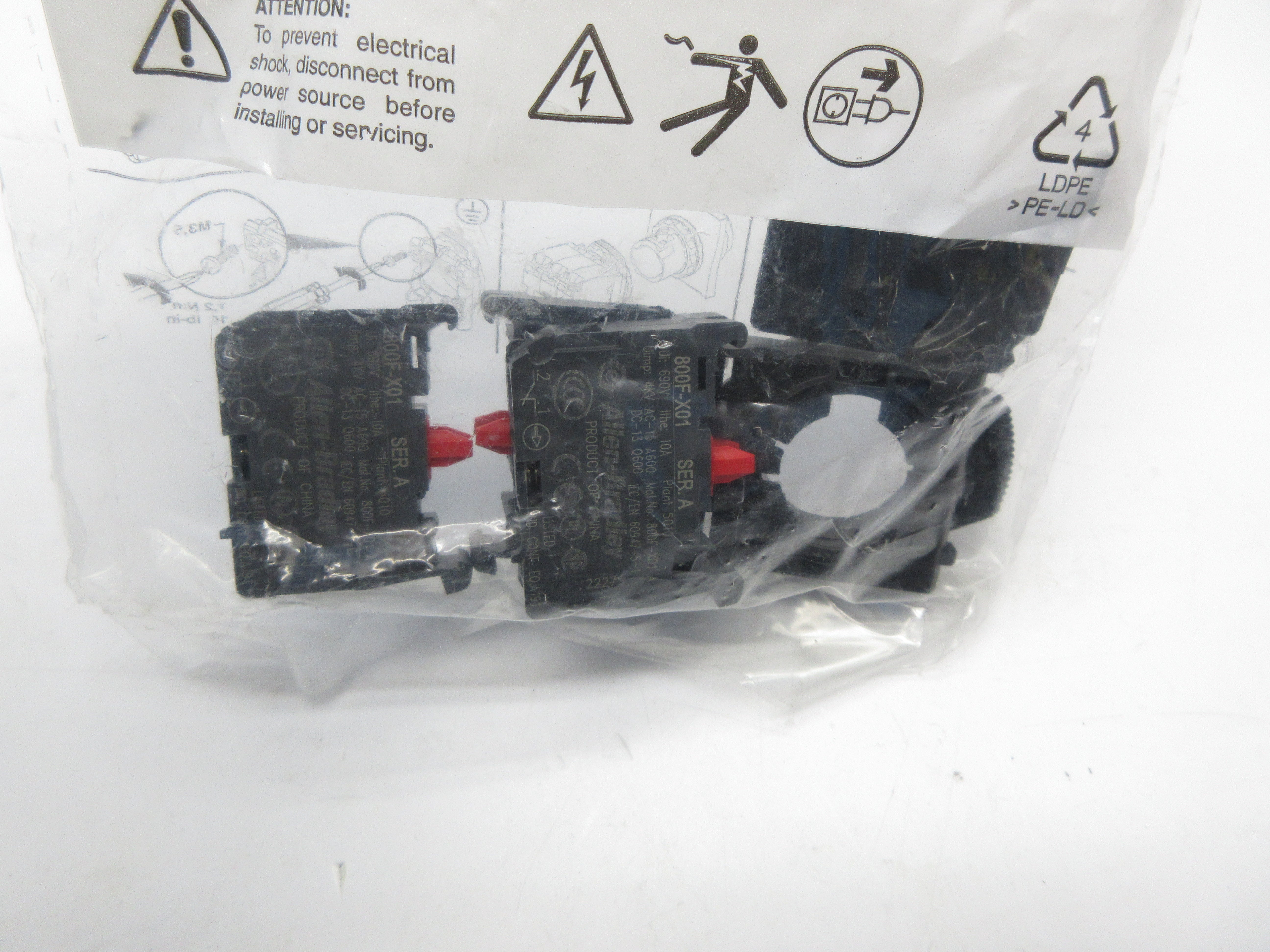 ALLEN BRADLEY 800F-PX04 SER. A NSMP