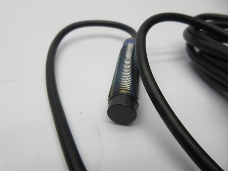 TELEMECANIQUE XS2M12PA370 12-48V NSNP