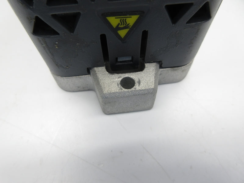 SCHNEIDER ELECTRIC LXM28AU04M3X 220V 2.2/3.8A UNMP