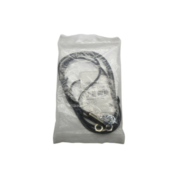 OMRON E2E-X5ME2 12-24VDC 2M NSMP