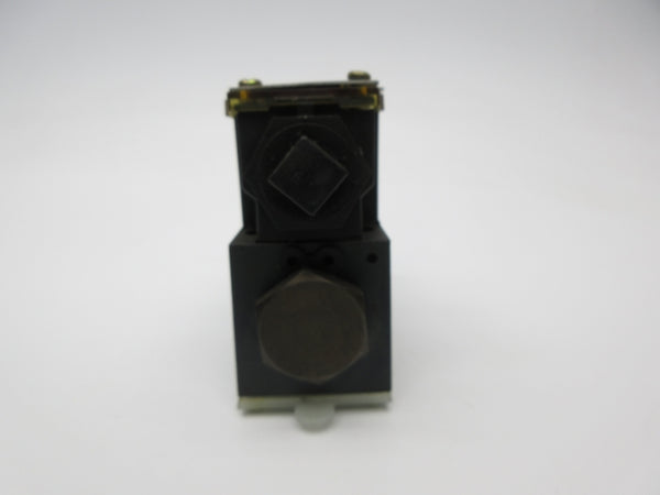 VICKERS DG4V3S2ALMFWB560 110/120V .48/.46A 1450PSI NSNP