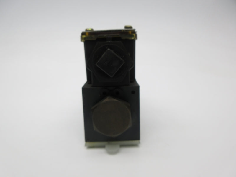 VICKERS DG4V3S2ALMFWB560 110/120V .48/.46A 1450PSI NSNP