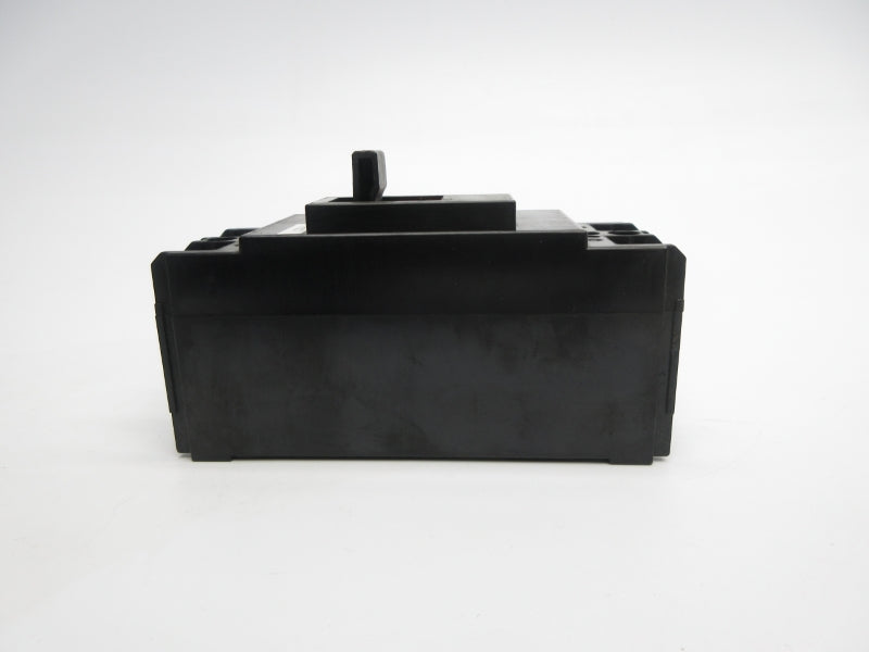 FUJI ELECTRIC EA52B 220VAC 30A NSNP