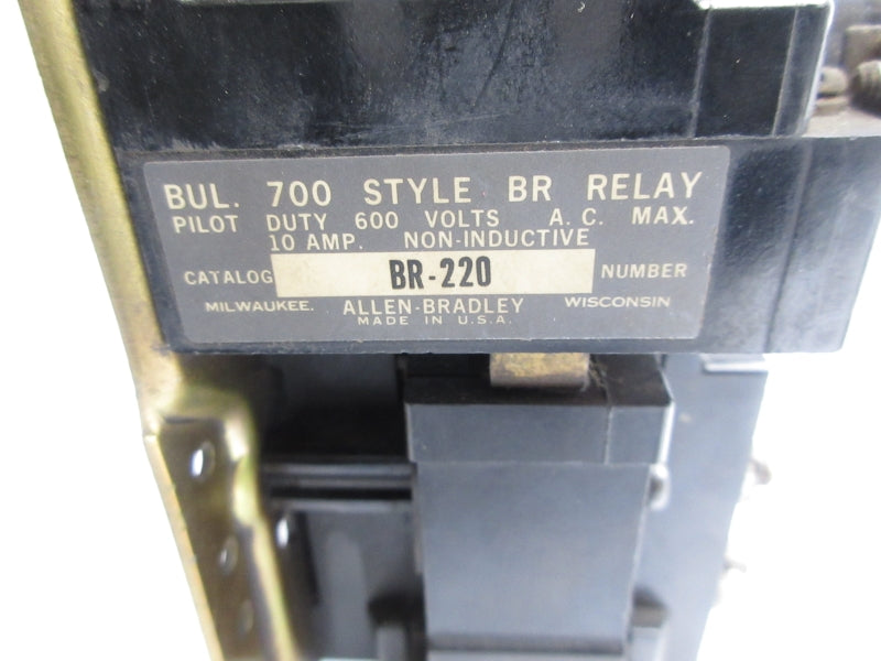 ALLEN BRADLEY 700 BR-220 600VAC 10A UNMP