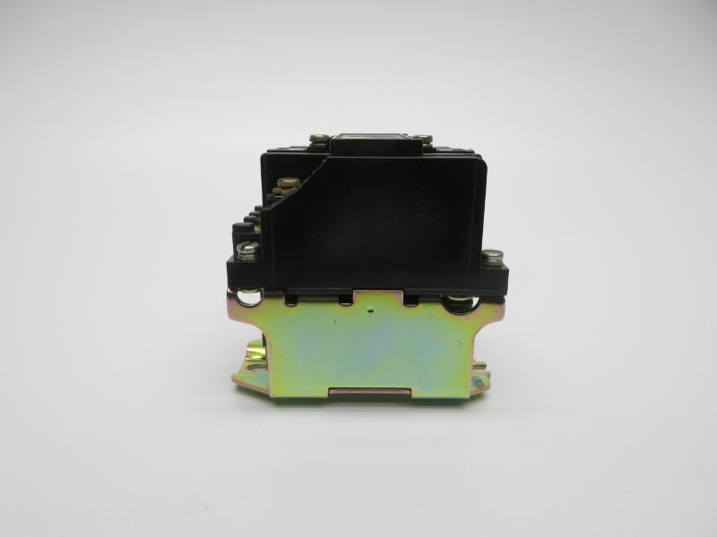 ALLEN BRADLEY 700-N400A1 SER. C 24V (AS PICTURED) NSNP