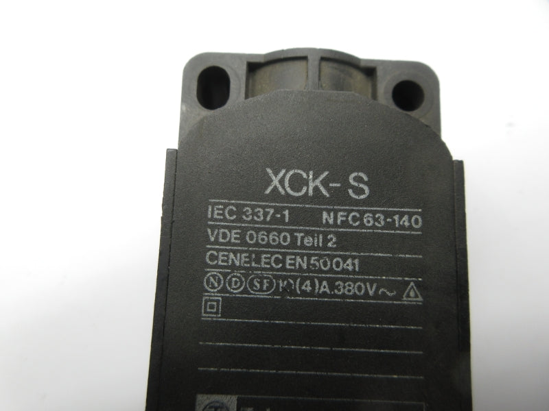 TELEMECANIQUE XCK-S 380V 4A (AS PICTURED) NSNP