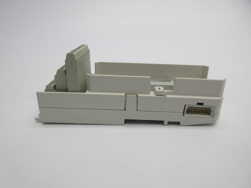 ABB 3BSE013230R1 TU810V1 NSNP