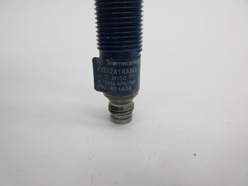 TELEMECANIQUE XX512A1KAM8 12/24VDC NSNP