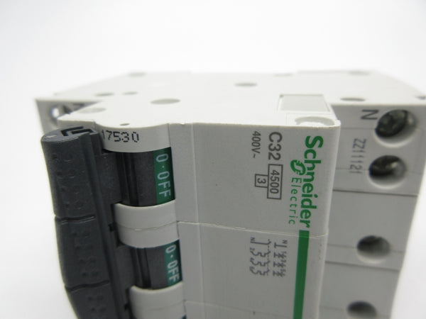 SCHNEIDER ELECTRIC 17530 400V 32A NSNP