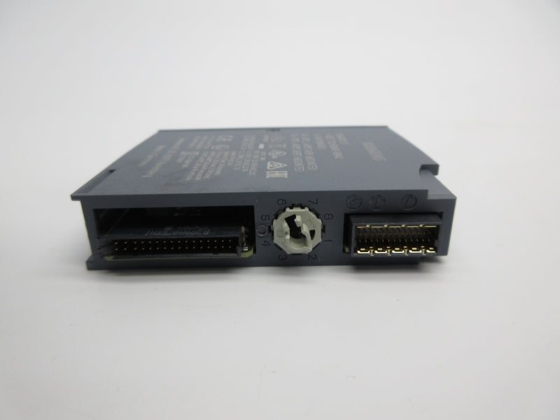 SIEMENS 6ES7132-6BH01-0BA0 24VDC 0.5A NSNP