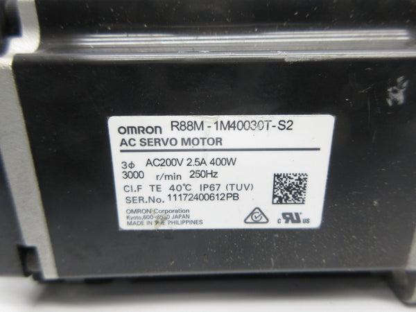 OMRON R88M-1M40030T-S2 200VAC 2.5A NSNP