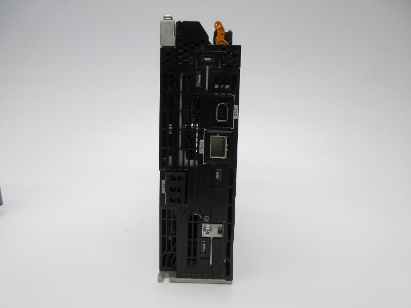 OMRON R88D-1SN04H-ECT 200-240VAC 4.6/2.7A NSNP