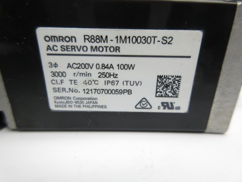 OMRON R88M-1M10030T-S2 200VAC 0.84A NSNP