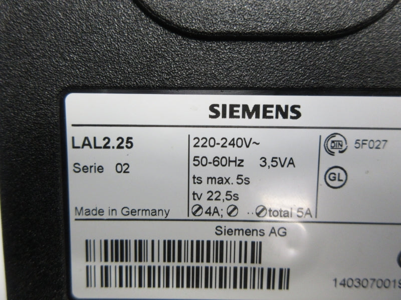 SIEMENS LAL2.25 220-240V (AS PICTURED) NSNP