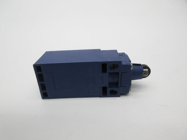 TELEMECANIQUE XCKN2502G11 240V 3A NSNP