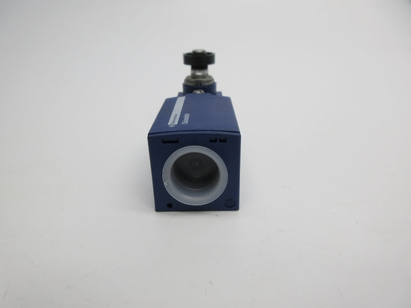 TELEMECANIQUE XCKN2918G11 240V 3A NSNP