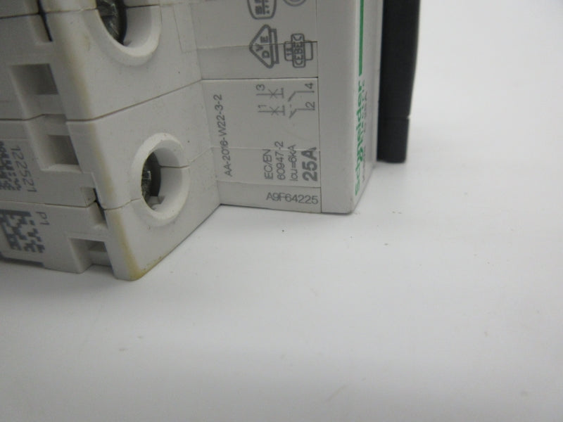 SCHNEIDER ELECTRIC A9F64225 400V 25A NSNP