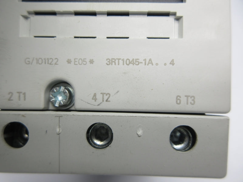 SIEMENS 3RT1045-1AB04 24V NSNP