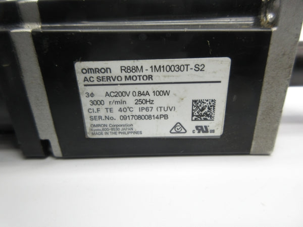 OMRON R88M-1M10030T-S2 200VAC 0.84A (AS PICTURED) UNMP