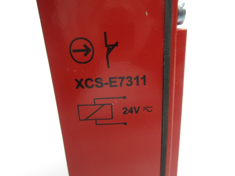 TELEMECANIQUE XCS-E7311 24V UNMP