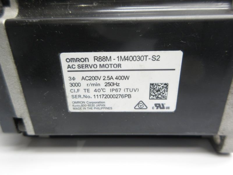 OMRON R88M-1M40030T-S2 200VAC 2.5A UNMP