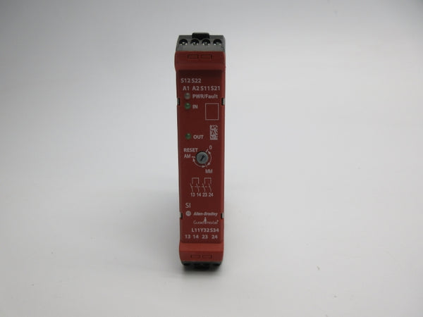 ALLEN BRADLEY 440R-S12R2 SER. A F/W 3.01 24VDC (WH) NSMP