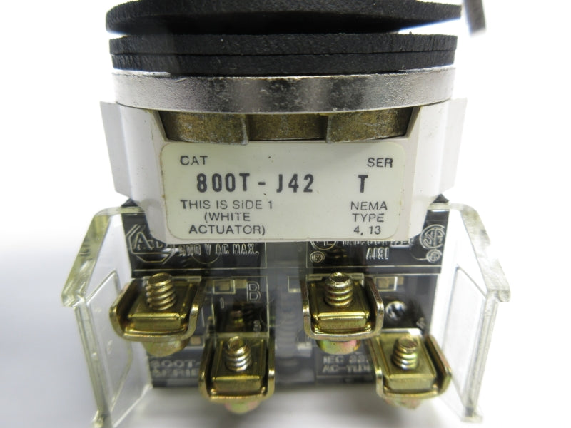 ALLEN BRADLEY 800T-J42 SER. T NSNP