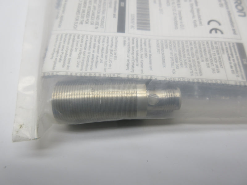 OMRON E2E-X5B218-M1 10-30VDC NSMP