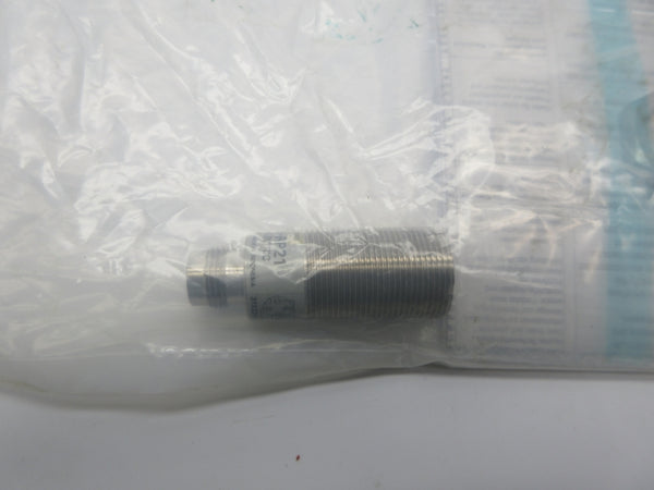 OMRON E3FB-RP21 10-30VDC NSMP