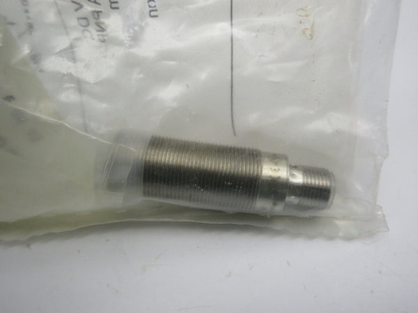 IFM EFECTOR OGE201 OGE-HPKG/US100 10-36VDC NSMP