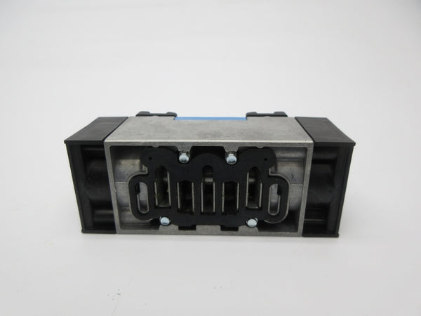 FESTO VL-5/3G-D-1-C 151010 40-240PSI NSNP