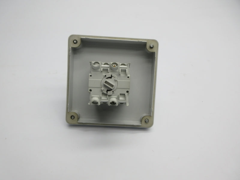 ALLEN BRADLEY 194L-E12 SER. A 690V 12A UNMP