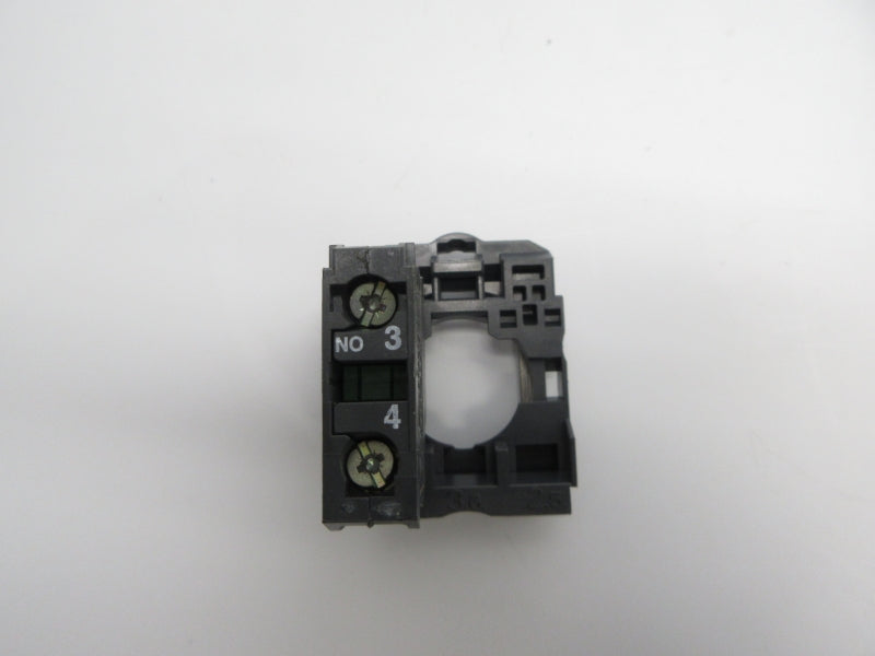 TELEMECANIQUE ZBE-101 W/ ZB5AZ009 10A NSNP