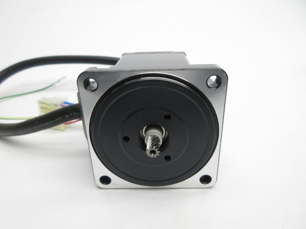 ORIENTAL MOTOR AXUM210-GN 0-230V 0.12A NSMP