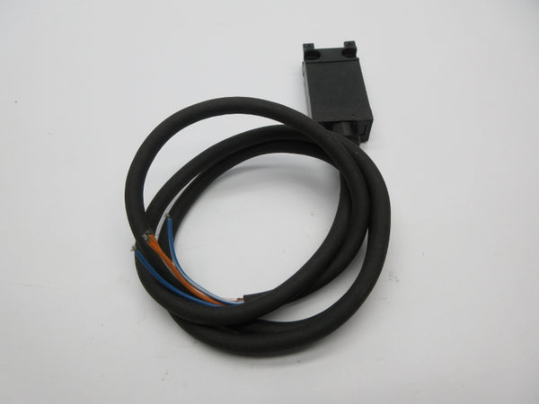 OMRON D4GS-N2R 240V 0.75A NSNP