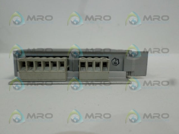 ACTION INSTRUMENTS Q403-1L08 INPUT ISOLATOR UNMP