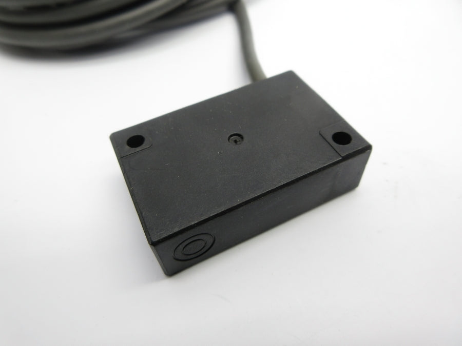 OMRON TL-T2E1 12-24VDC 5M NSMP