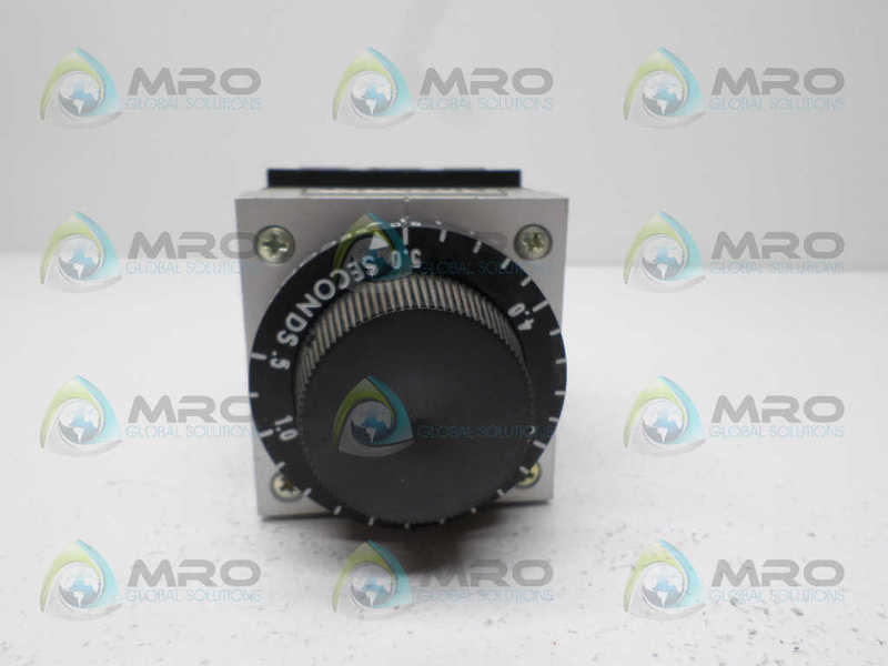 AGASTAT 7012ABLL TIMING RELAY 0.5-5 SEC. UNMP