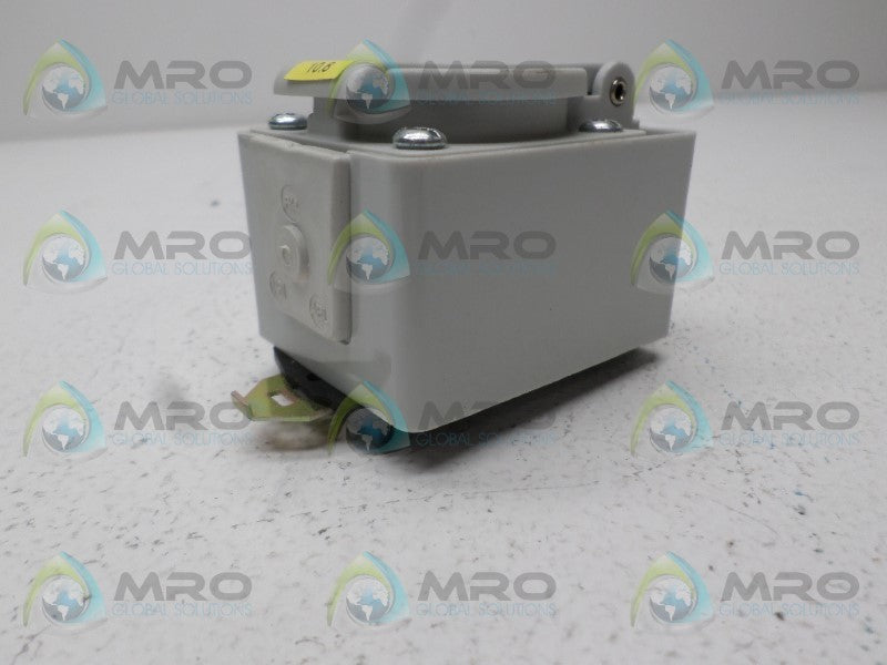 ABL SURSUM IP54 RECEPTACLE NSNP