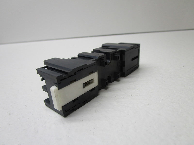 M SYSTEM SK8 RELAY BASE  NSNP